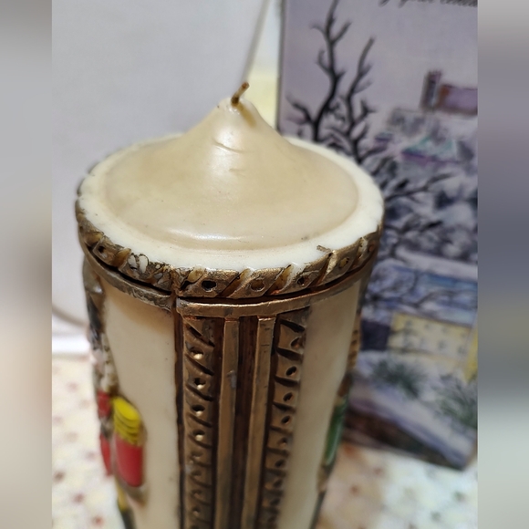Emperor Art Creations nutcracker candle - Picture 5 of 11
